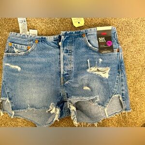 Levi’s 501 Jean shorts size 28